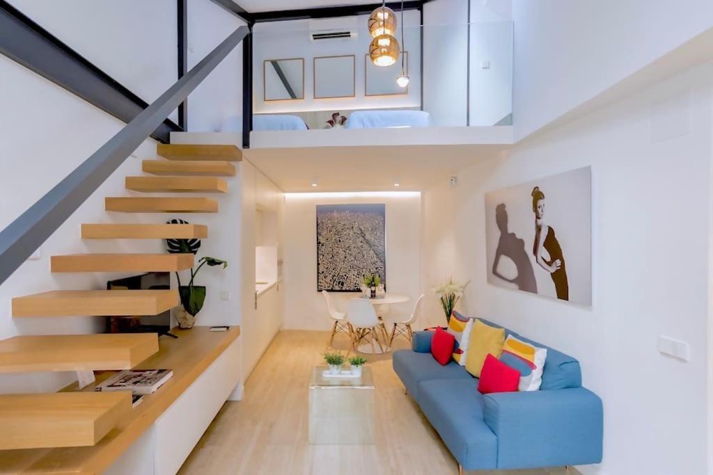 Location Location Location F42 Apartment *