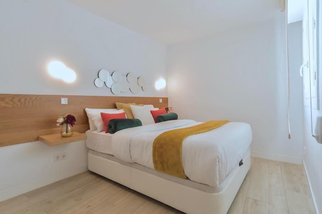 Location Location Location F42 Apartment *